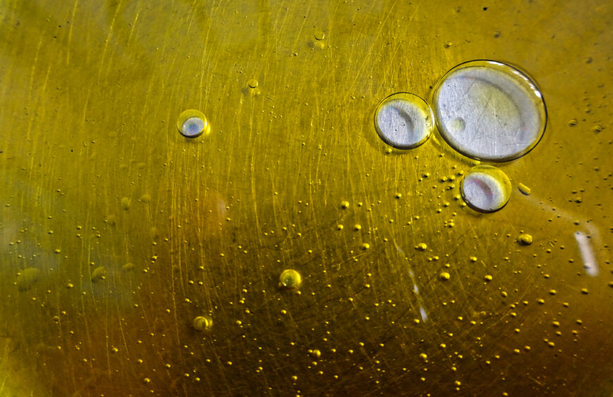 Glistening Golden Shatter Quality